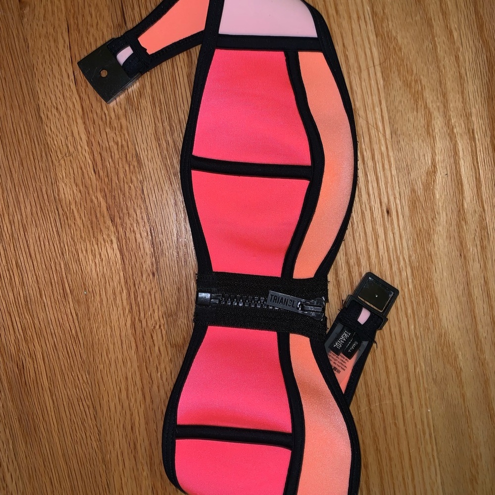 Triangl Bikini Tops!!